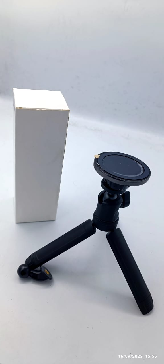 Compact Tabletop Tripod